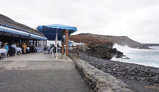 Costa Azul restaurant